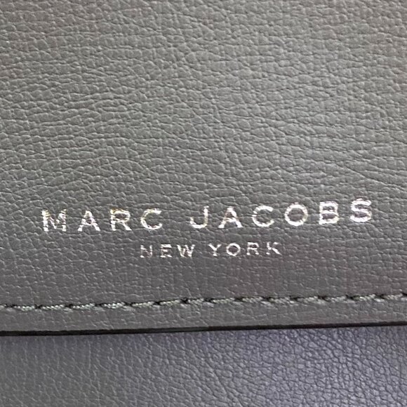 Marc Jacobs Gray Crossbody Bag - Picture 5 of 9